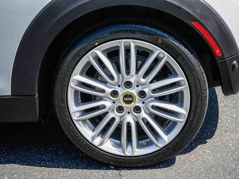Used 2023 MINI Cooper SE FWD image 10