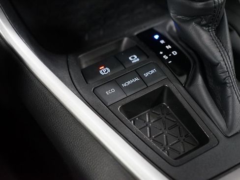 Certified 2024 Toyota RAV4 LE image 22