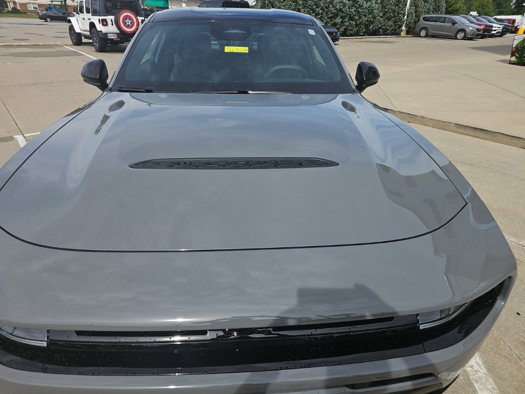 Certified 2026 Dodge Charger Scat Pack w/ Blacktop Package AWD/4WD image 9