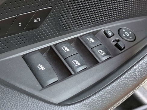 Used 2025 BMW 430i Convertible RWD image 18