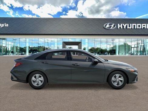 New 2026 Hyundai Elantra SE w/ Cargo Package FWD image 7