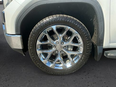 Used 2019 GMC Sierra 1500 SLT w/ SLT Premium Plus Package AWD/4WD image 13