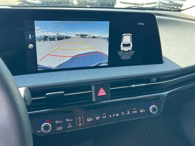 Certified 2024 Kia EV6 Light AWD/4WD image 22