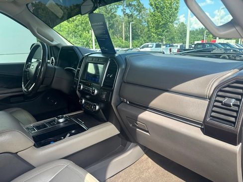 Certified 2021 Ford Expedition Max Limited RWD image 37
