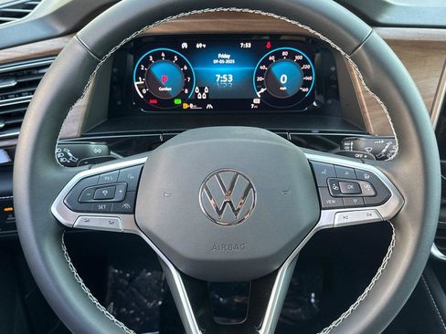 New 2026 Volkswagen Atlas SE image 23