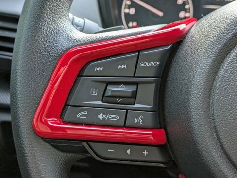 Used 2025 Subaru Crosstrek 2.0i Premium image 31