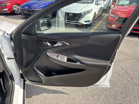 Used 2023 Chevrolet Malibu LS FWD image 14