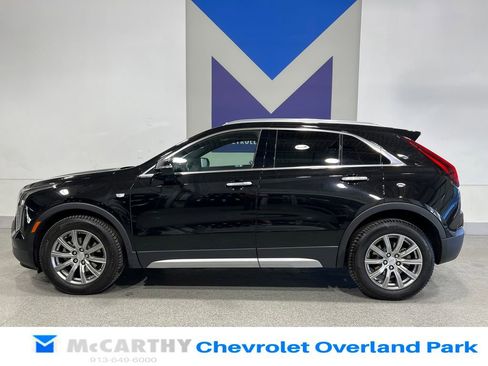 Used 2021 Cadillac XT4 Premium Luxury w/ Cold Weather Package AWD/4WD image 8