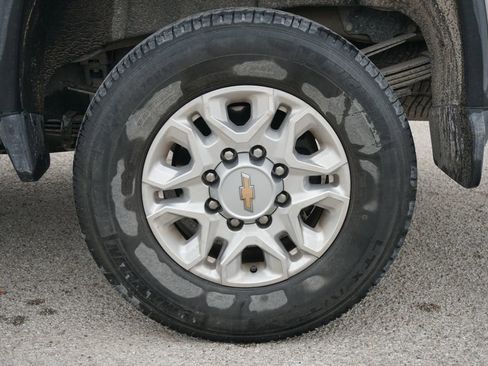 Used 2022 Chevrolet Silverado 3500 LTZ w/ LTZ Plus Package image 11