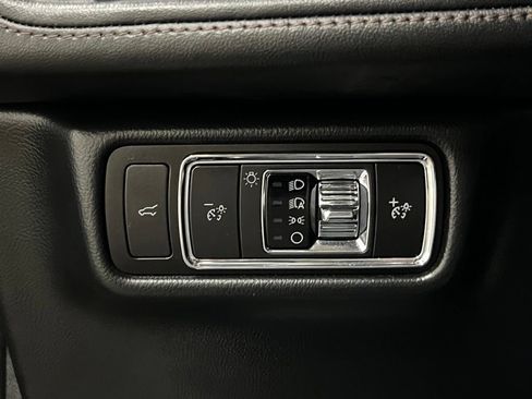 Used 2023 Lincoln Aviator AWD image 20