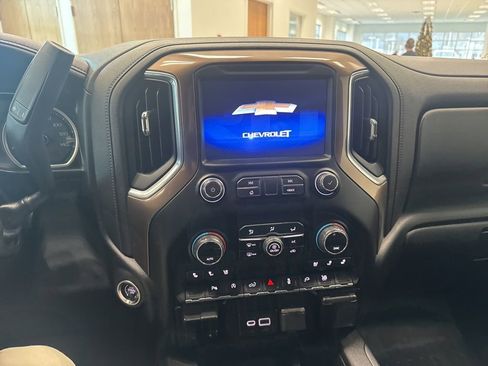 Used 2020 Chevrolet Silverado 1500 High Country w/ Max Trailering Package AWD/4WD image 5