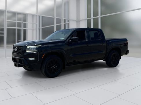 Certified 2023 Nissan Frontier SV w/ Midnight Edition Package RWD image 2