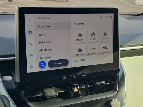 Certified 2025 Toyota Corolla SE w/ SE Premium Package FWD image 27