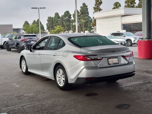 Used 2025 Toyota Camry LE FWD image 6