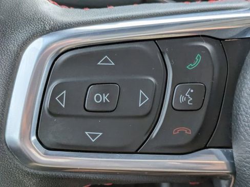 Used 2023 Jeep Gladiator Rubicon AWD/4WD image 25