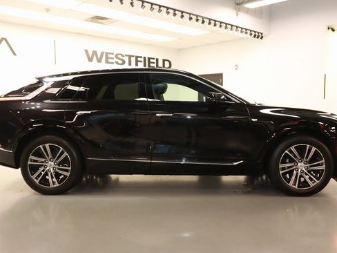 Used 2024 Cadillac Lyriq Luxury w/ LPO, Floor Liner Package image 8