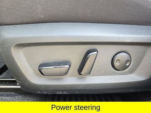 Certified 2022 Nissan Rogue SV AWD/4WD image 17