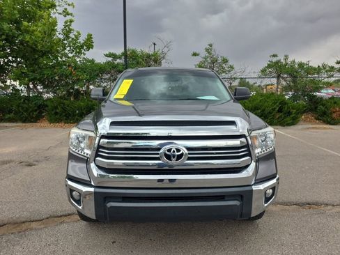 Used 2017 Toyota Tundra SR5 w/ TRD Off Road Package AWD/4WD image 10
