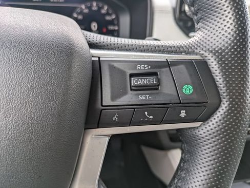 Used 2024 Mitsubishi Outlander SEL AWD/4WD image 24