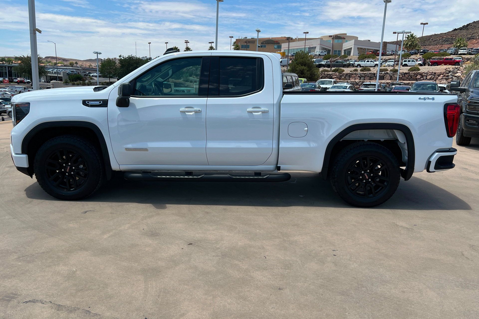 Used 2026 GMC Sierra 1500 Elevation w/ Elevation Select Package AWD/4WD image 2
