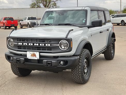 New 2026 Ford Bronco Big Bend w/ Black Diamond Package AWD/4WD image 1