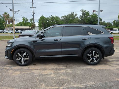 Used 2022 Kia Sorento S w/ Panoramic Sunroof Package FWD image 8