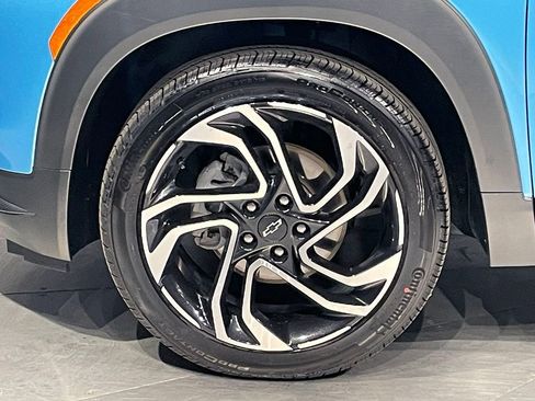 Used 2025 Chevrolet TrailBlazer RS w/ Driver Confidence Package FWD image 29