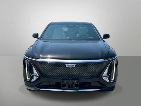 Certified 2024 Cadillac Lyriq Luxury w/ LPO, Floor Liner Package AWD/4WD image 24