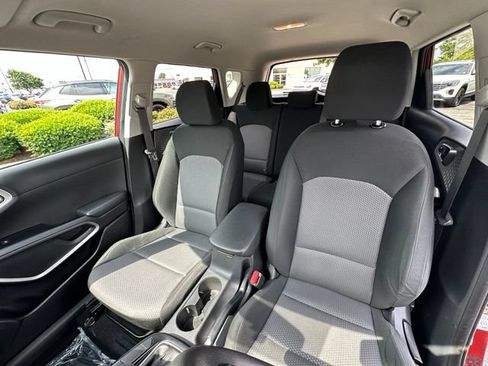 Used 2020 Kia Soul LX FWD image 27