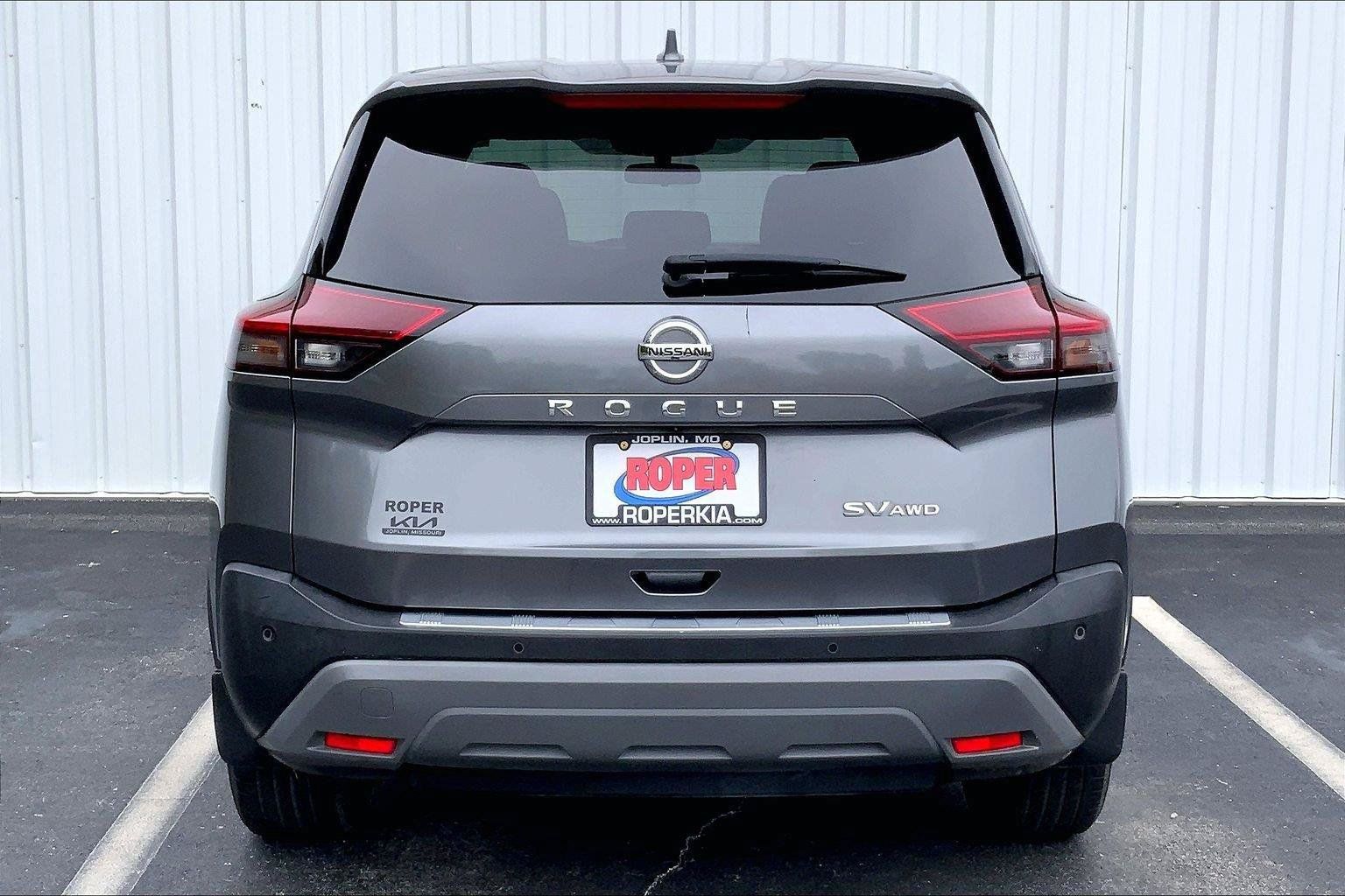 Used 2021 Nissan Rogue SV AWD/4WD image 4