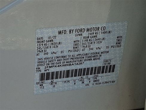 Used 2022 Ford Edge Titanium w/ Class II Trailer Tow Package image 27