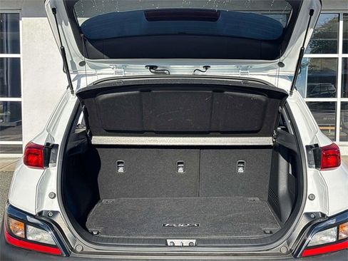 Certified 2023 Hyundai Kona SEL w/ Cargo Package image 9