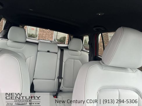 New 2026 Jeep Cherokee Limited AWD/4WD image 30