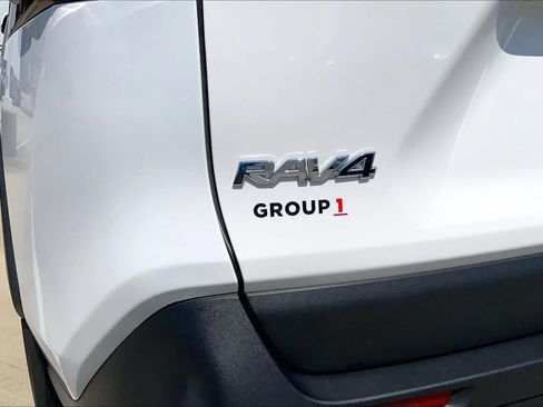 Used 2024 Toyota RAV4 XLE w/ Convenience Package FWD image 33