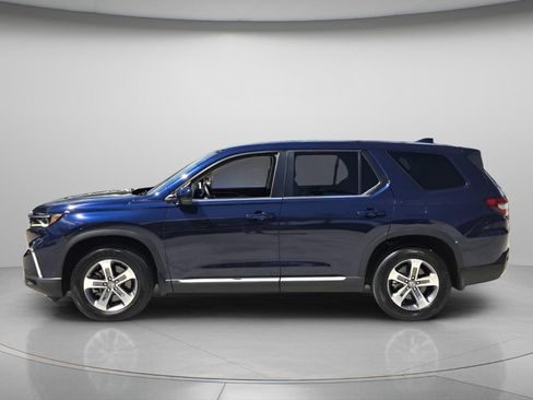 Certified 2025 Honda Pilot EX-L image 4