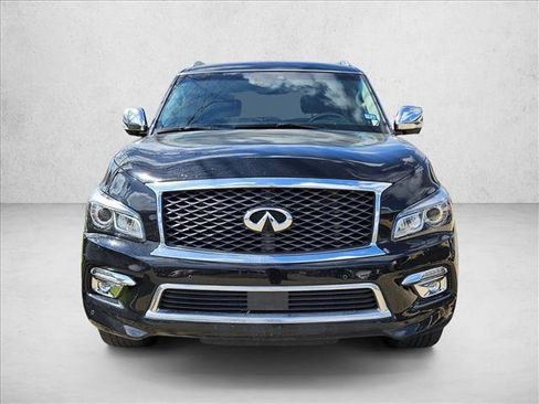 Used 2017 INFINITI QX80 4WD w/ Deluxe Technology Package image 2