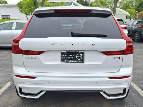 Certified 2025 Volvo XC60 B5 Ultra AWD/4WD image 5