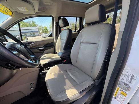 Used 2015 Ford Transit Connect XLT FWD image 17