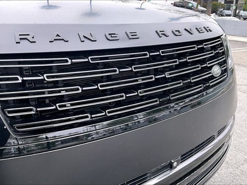 Used 2023 Land Rover Range Rover SE AWD/4WD image 29