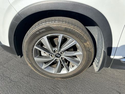 Used 2019 Hyundai Santa Fe Limited w/ Cargo Package image 7