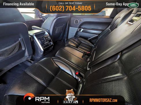 Used 2017 Land Rover Range Rover Sport HSE image 15
