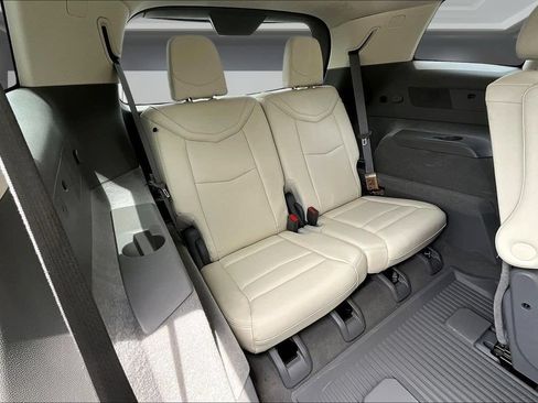 Certified 2023 Cadillac XT6 Premium Luxury w/ Technology Package AWD/4WD image 26