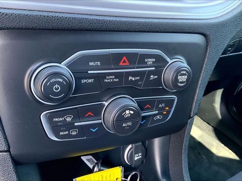 Used 2023 Dodge Charger R/T w/ Cold Weather Package RWD image 30