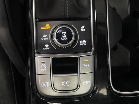 Used 2023 Kia Telluride SX image 15