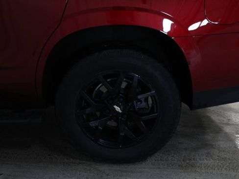 Used 2022 Chevrolet Tahoe Z71 w/ Off-Road Capability Package AWD/4WD image 29
