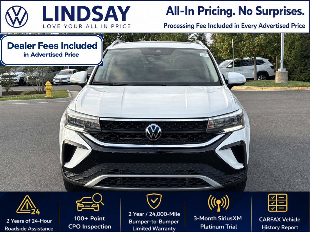 Used 2023 Volkswagen Taos SE w/ Panoramic Sunroof Package FWD image 8