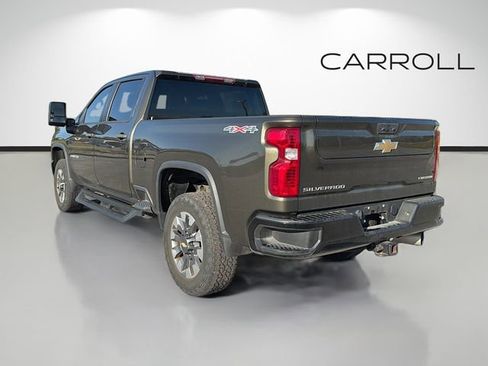 Used 2023 Chevrolet Silverado 2500 Custom w/ Custom Value Package image 5