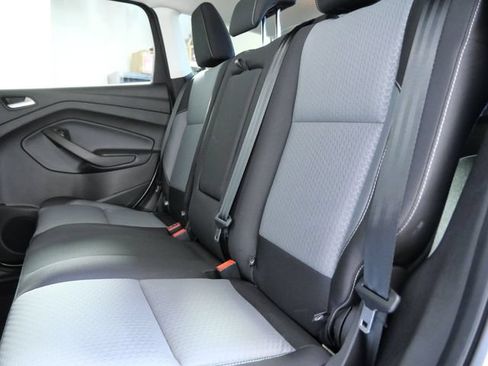 Certified 2019 Ford Escape SE FWD image 15