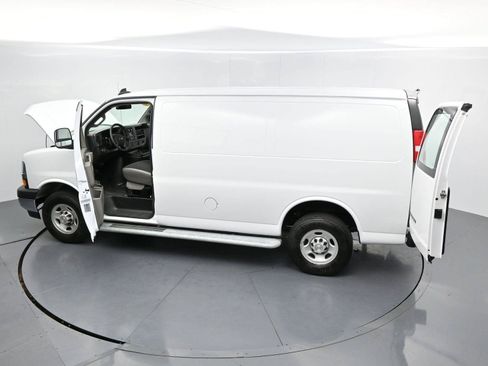 Used 2024 Chevrolet Express 2500 w/ Driver Convenience Package RWD image 35