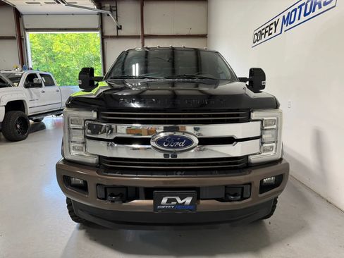 Used 2017 Ford F250 King Ranch w/ King Ranch Ultimate Package AWD/4WD image 9